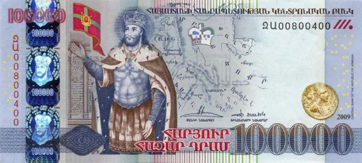 Soldi, bancomat e carte di credito